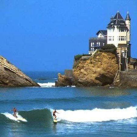Petit Appartement Douillet Tres Bien Situe Biarritz Exterior photo